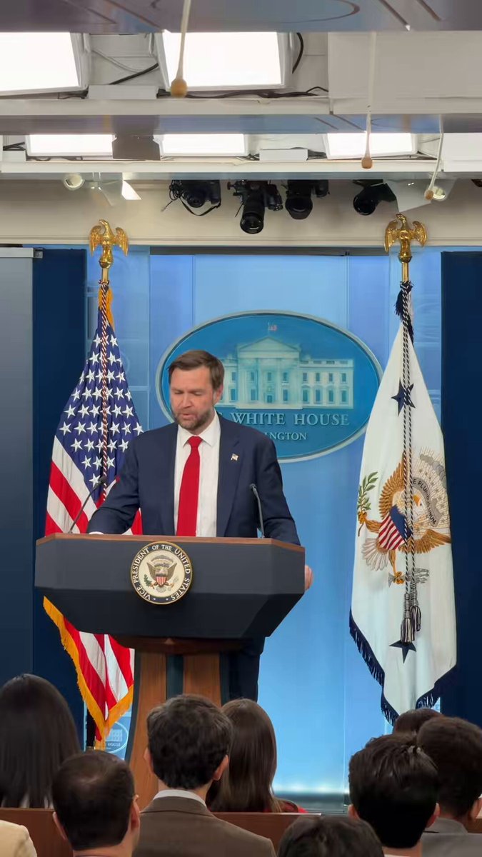 Donald J.Trump brands New York Times Iran coverage “treasonous” and vows lawsuit expansion