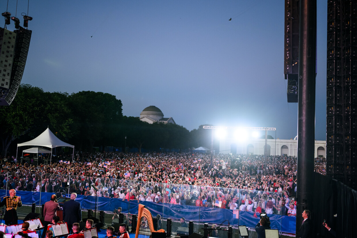 A large crowd attends a rally at the National Mall in Washington, D.C. on 06/24/2026.