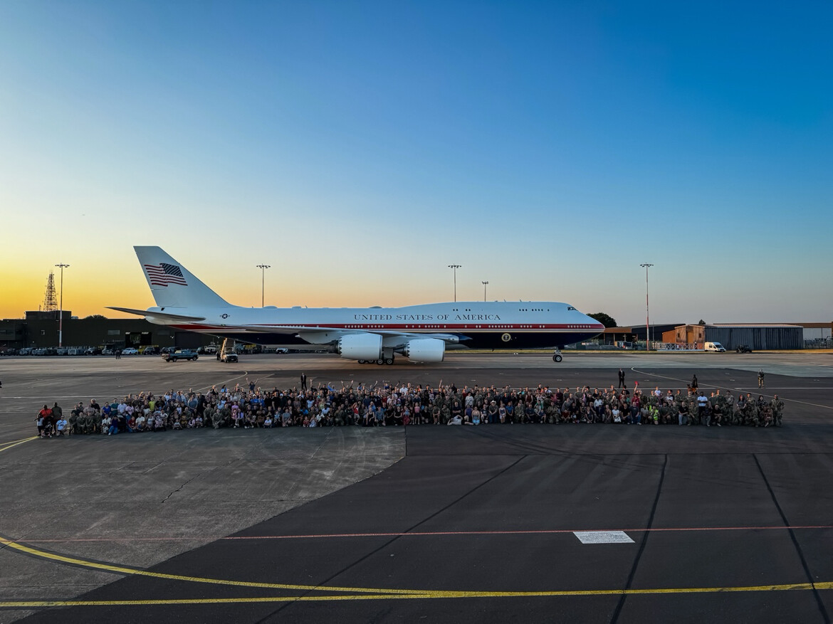 The new Air Force One aircraft is shown to service members at RAF Mildenhall on 07/08/2026. The special display was arranged for military personnel at their request during a stop on the aircraft's return flight from Turkey.