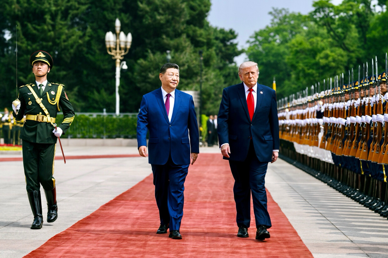 A military honor guard participates in a ceremonial arrival at an undisclosed location on 07/14/2026. The image, shared by Donald J.